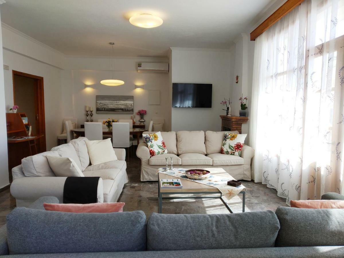 شقة Kontis Apts بيليكاس المظهر الخارجي الصورة